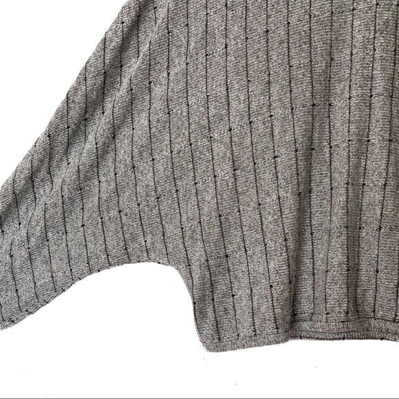 2/$25- ✨XS Dynamite Grey/Black Stripe Batwing✨ADD ON $60➕ - Picture 7 of 8